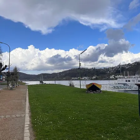 Ferienwohnung Mit Rheinblick In 1 *